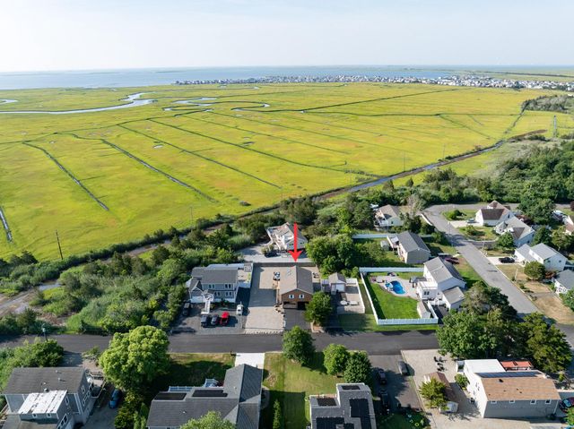 402 KELLY AVE, Tuckerton, NJ 08087