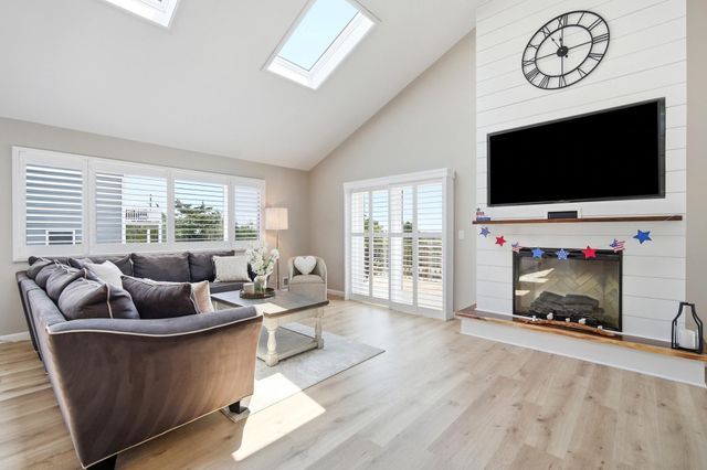 402 KELLY AVE, Tuckerton, NJ 08087