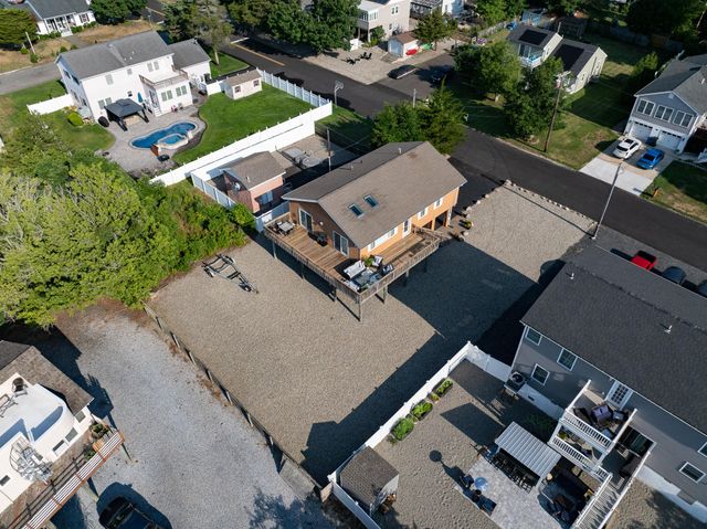 402 KELLY AVE, Tuckerton, NJ 08087