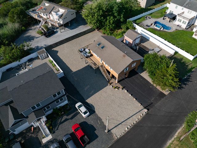402 KELLY AVE, Tuckerton, NJ 08087