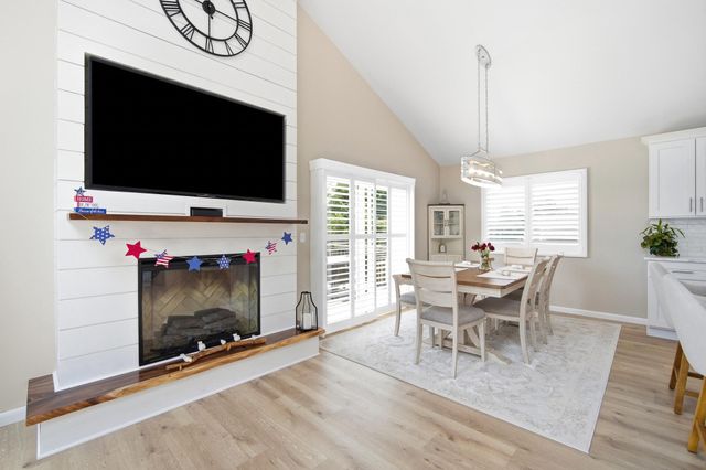 402 KELLY AVE, Tuckerton, NJ 08087
