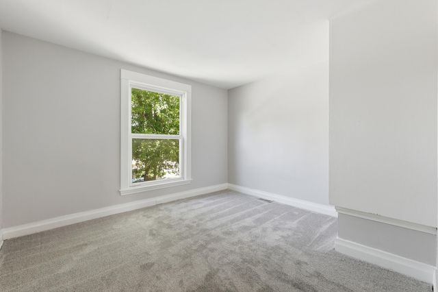 1128 Sigsbee Street SE, Grand Rapids, MI 49506