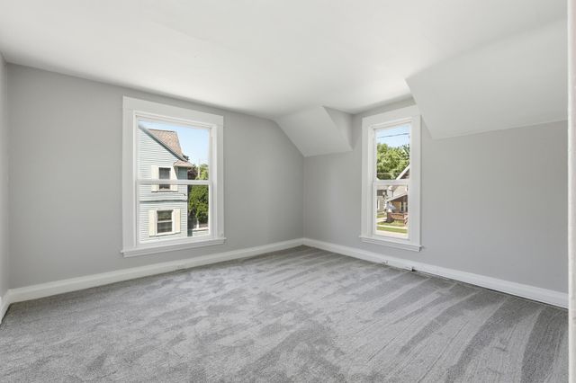 1128 Sigsbee Street SE, Grand Rapids, MI 49506