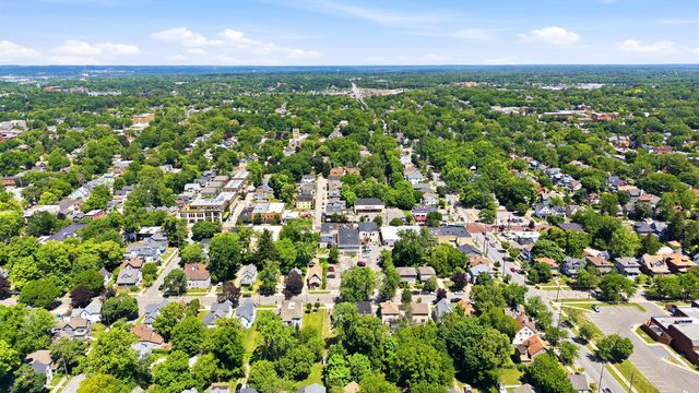 1128 Sigsbee Street SE, Grand Rapids, MI 49506