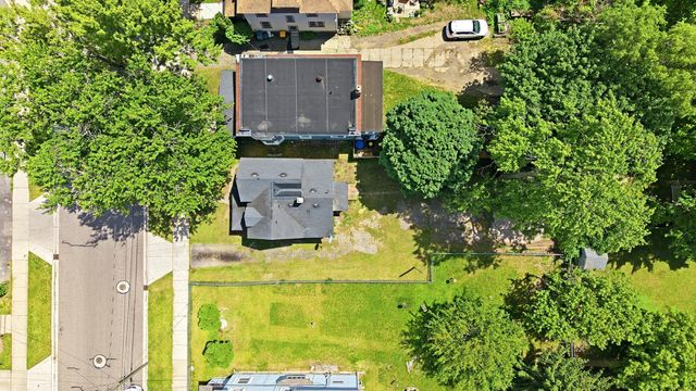 1128 Sigsbee Street SE, Grand Rapids, MI 49506