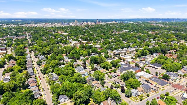 1128 Sigsbee Street SE, Grand Rapids, MI 49506