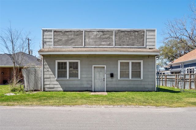 1004 Houston Street, Rosenberg, TX 77471