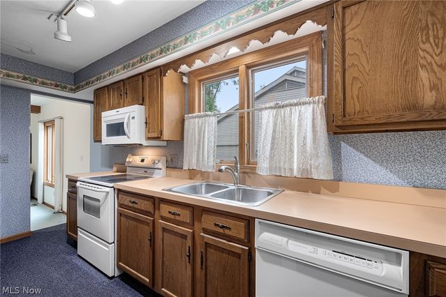 1025 Stonewood Court, Westlake, OH 44145
