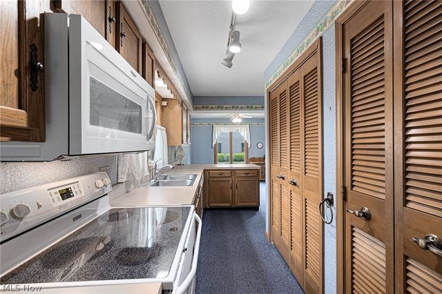 1025 Stonewood Court, Westlake, OH 44145