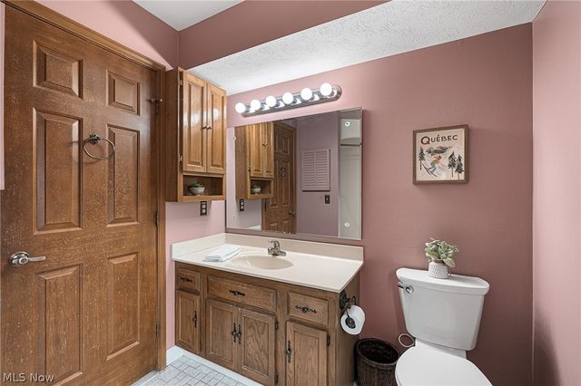 1025 Stonewood Court, Westlake, OH 44145