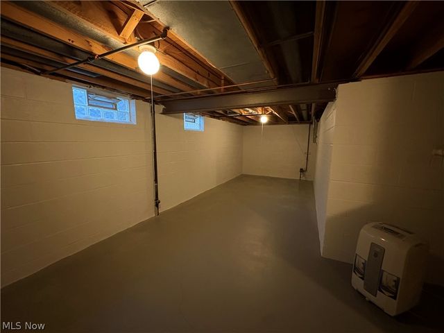1025 Stonewood Court, Westlake, OH 44145