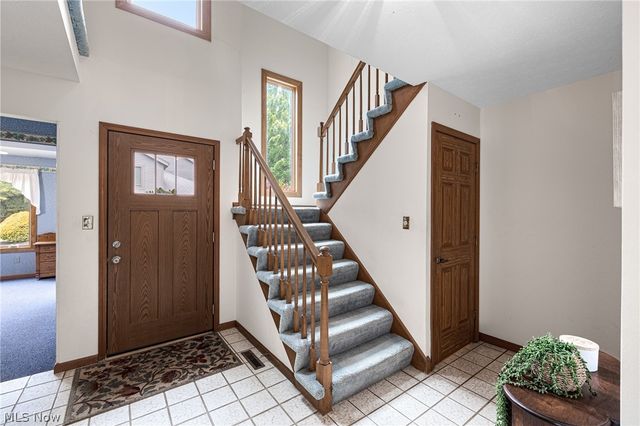 1025 Stonewood Court, Westlake, OH 44145