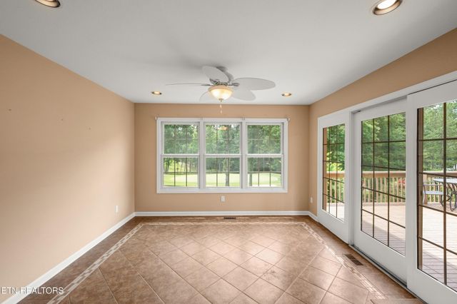 106 Mariners Drive, Crossville, TN 38558