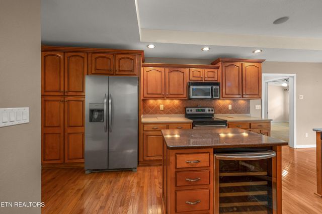 106 Mariners Drive, Crossville, TN 38558