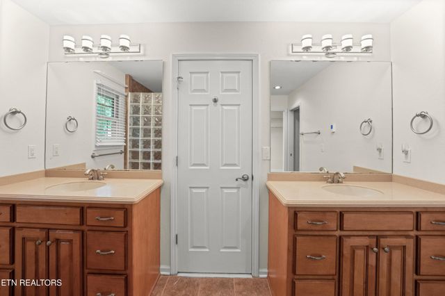 106 Mariners Drive, Crossville, TN 38558