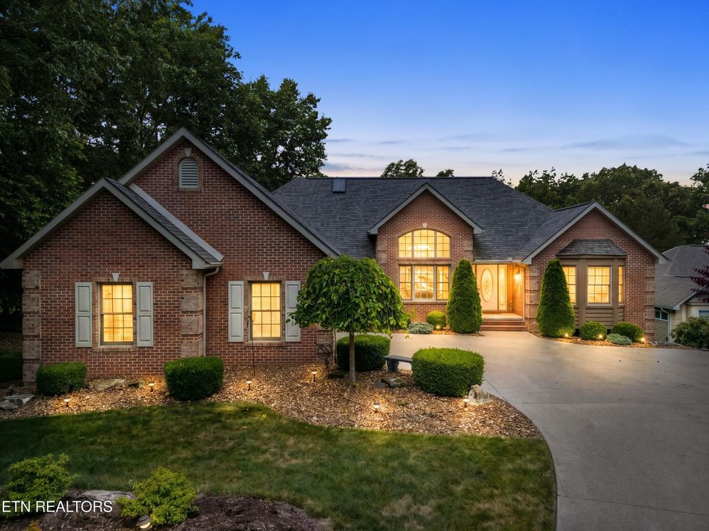 106 Mariners Drive, Crossville, TN 38558