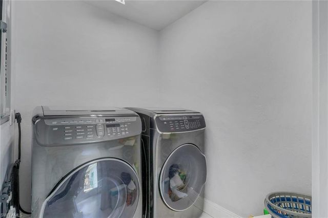 521 31st ST SW, Naples, FL 34117