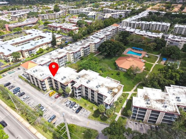 3099 NW 48th Avenue 260, Lauderdale Lakes, FL 33313