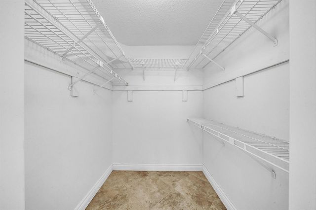 3099 NW 48th Avenue 260, Lauderdale Lakes, FL 33313