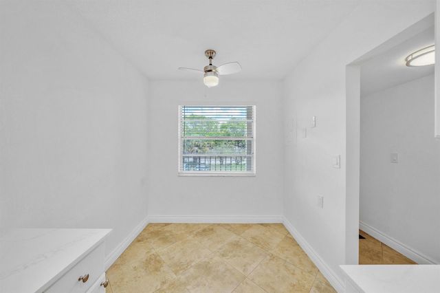 3099 NW 48th Avenue 260, Lauderdale Lakes, FL 33313
