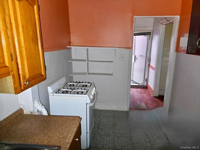 446 Harman Street, Brooklyn, NY 11237