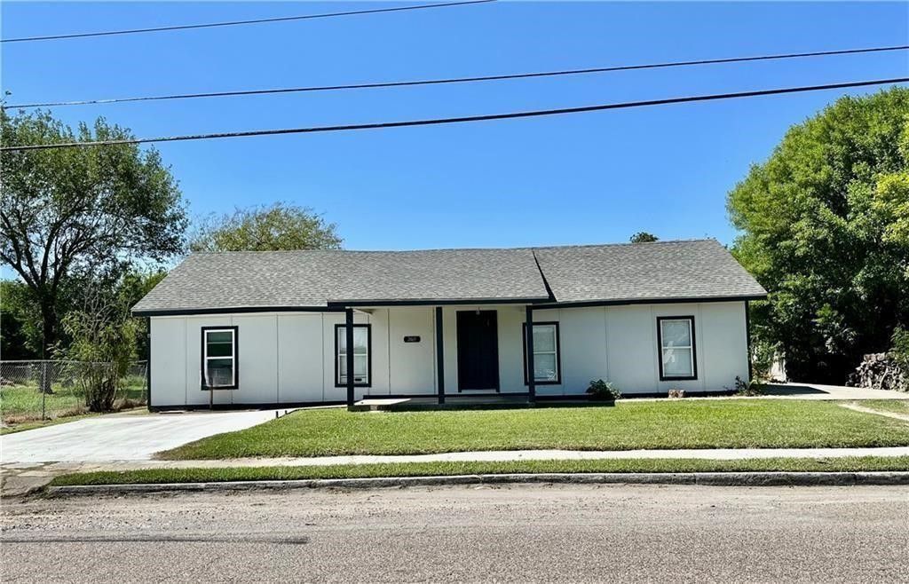2465 1st St a,b, Ingleside, TX 78362 — exterior