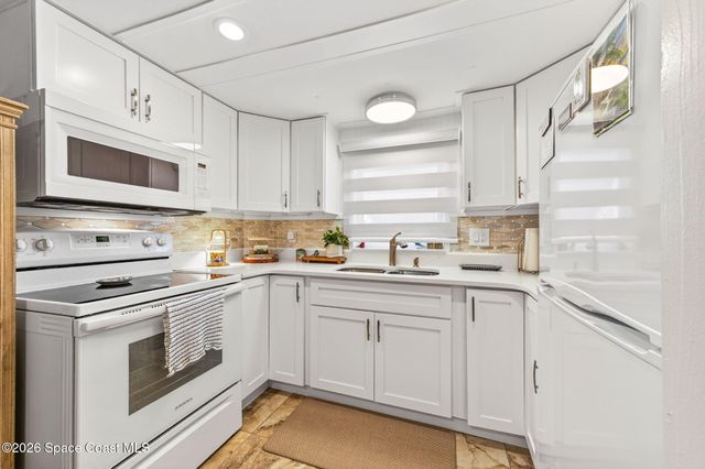 2970 Indian River Drive NE 214, Palm Bay, FL 32905