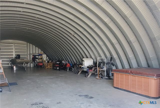 404 S 13th Street, Seadrift, TX 77983