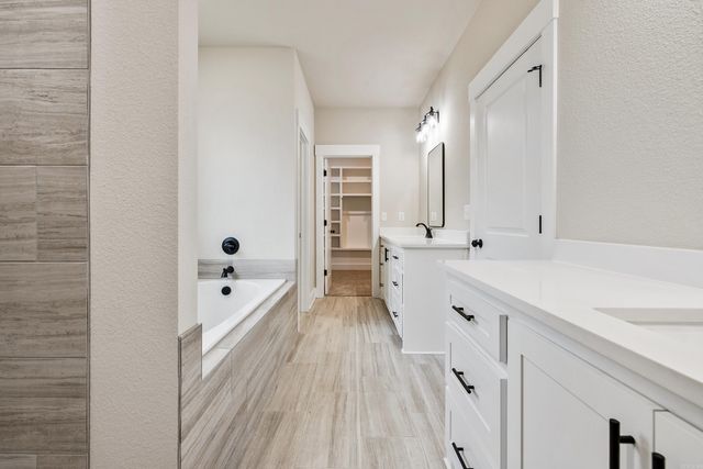 10364 Narrows, Benton, AR 72019