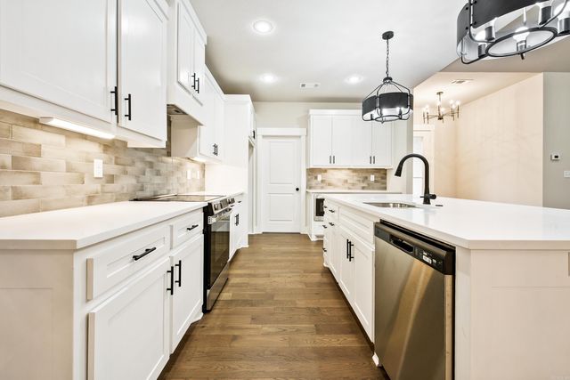 10364 Narrows, Benton, AR 72019