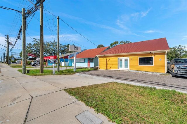 7949 ULMERTON ROAD, Largo, FL 33771