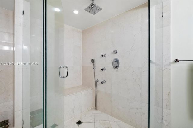 1000 Quayside Terrace 411, Miami, FL 33138