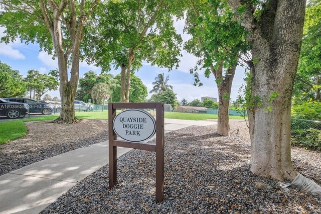 1000 Quayside Terrace 411, Miami, FL 33138