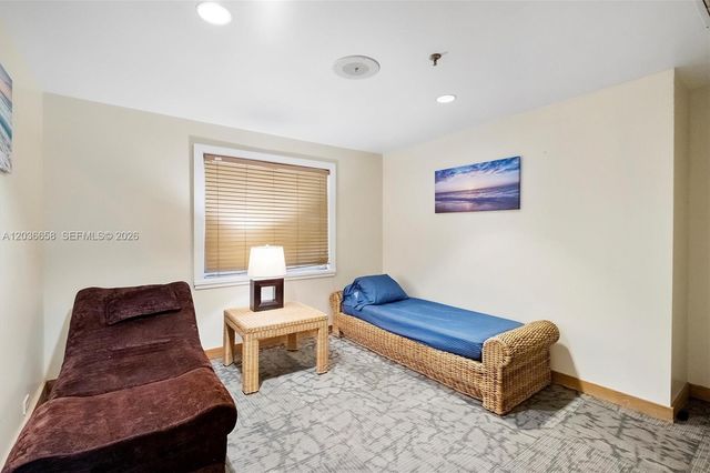 1000 Quayside Terrace 411, Miami, FL 33138