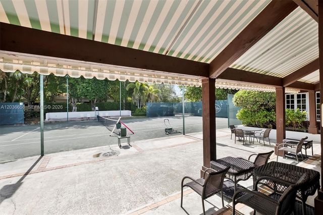 1000 Quayside Terrace 411, Miami, FL 33138