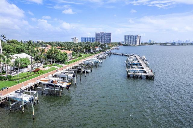1000 Quayside Terrace 411, Miami, FL 33138