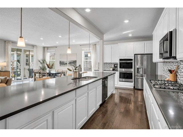 863 Carbonate Ln, Erie, CO 80516