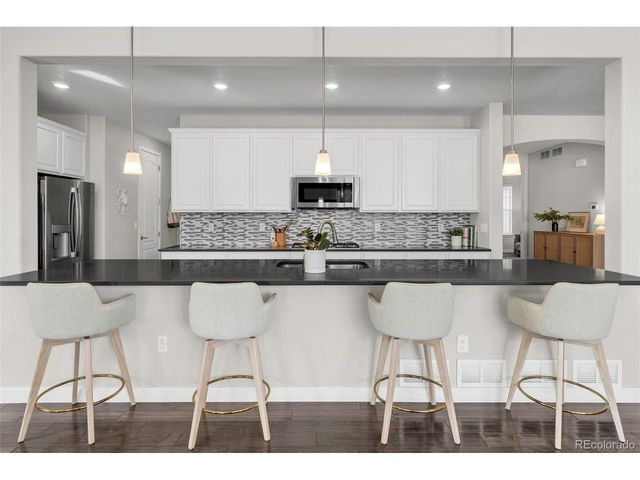 863 Carbonate Ln, Erie, CO 80516