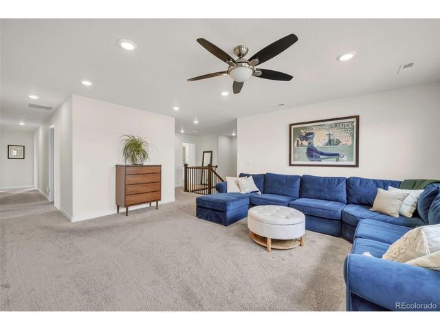 863 Carbonate Ln, Erie, CO 80516