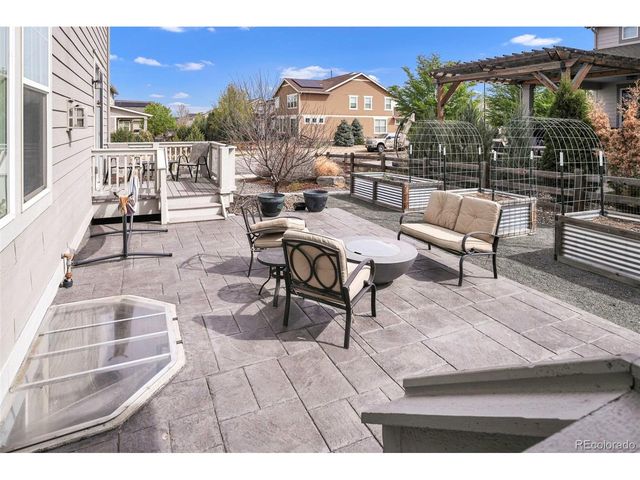 863 Carbonate Ln, Erie, CO 80516