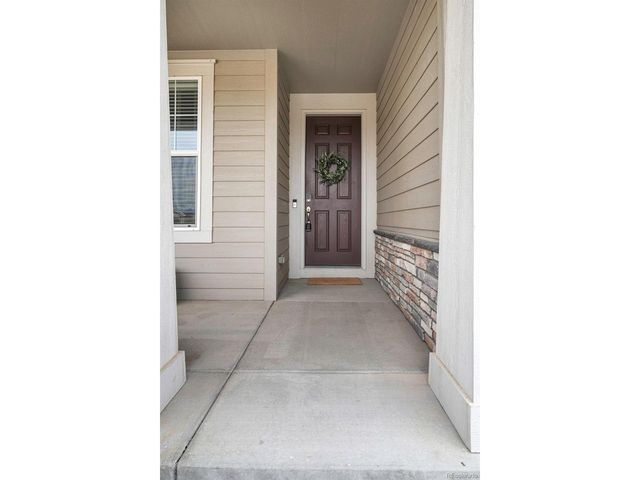 863 Carbonate Ln, Erie, CO 80516