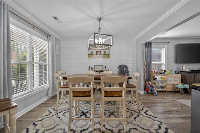 322 Seneca River Drive, Summerville, SC 29485