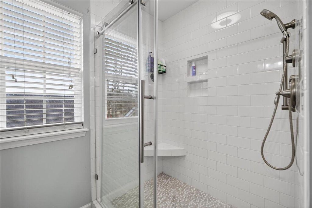 Image 40 of property listing at 322 Seneca River Drive, Summerville, SC 29485