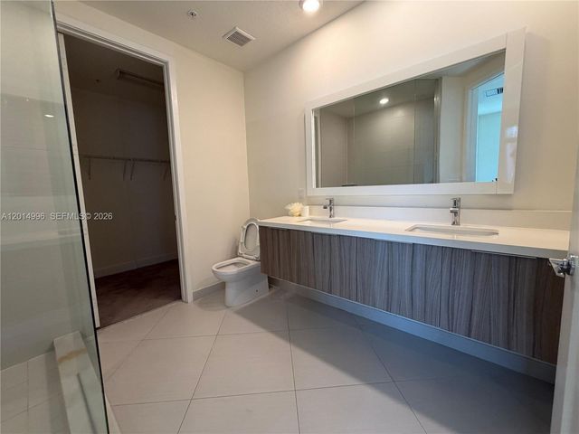 10222 NW 64th Way 101, Doral, FL 33178