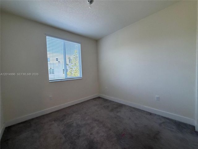 10222 NW 64th Way 101, Doral, FL 33178