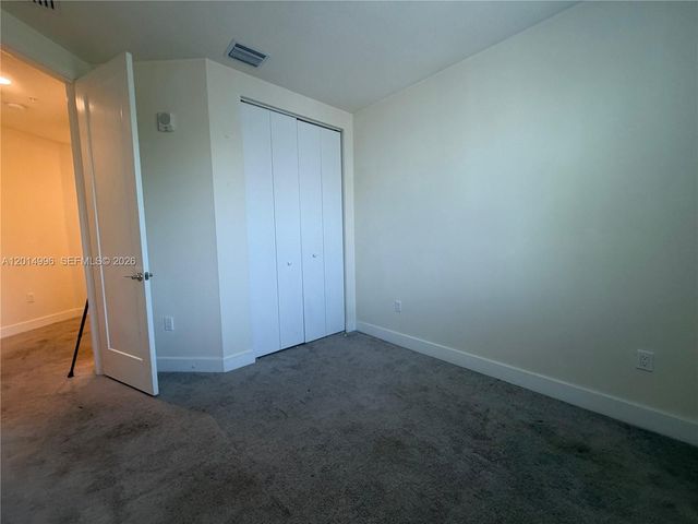 10222 NW 64th Way 101, Doral, FL 33178