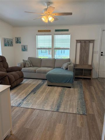 37650 NEWAL AVENUE, Zephyrhills, FL 33542