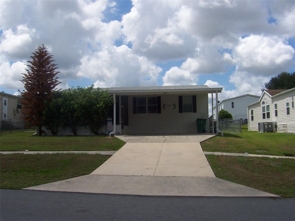 37650 NEWAL AVENUE, Zephyrhills, FL 33542