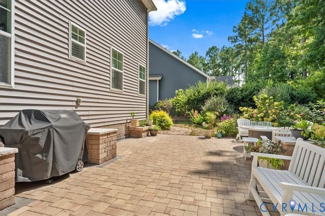 8518 Glen Royal Dr, Chesterfield, VA 23832
