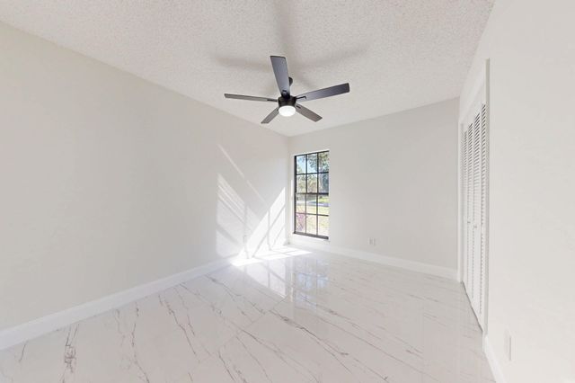 6806 Pensacola Road, Fort Pierce, FL 34951